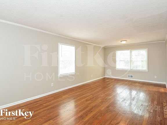 5th image of 965 Sugar Creek Dr SE