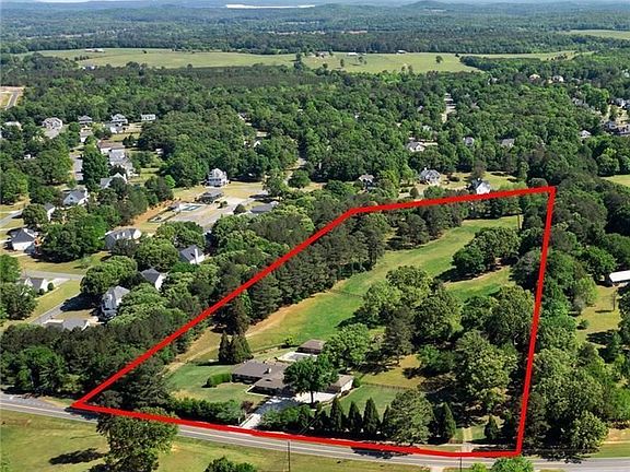 2nd image of 1132 Euharlee Rd