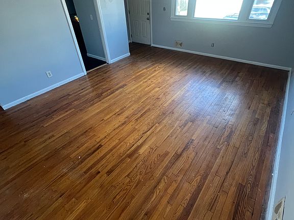 2nd image of 1001 John St #1