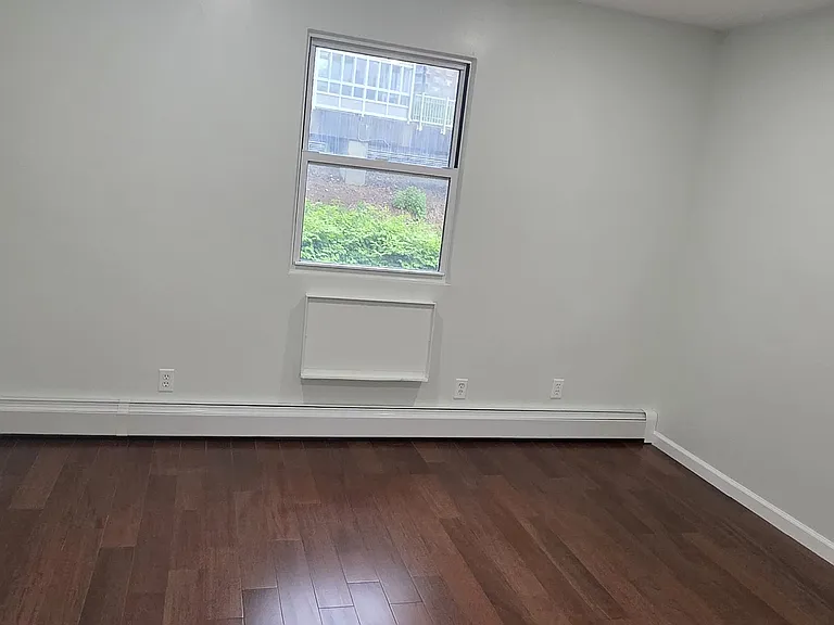 133-30 Garrett St #2 — Photo 3