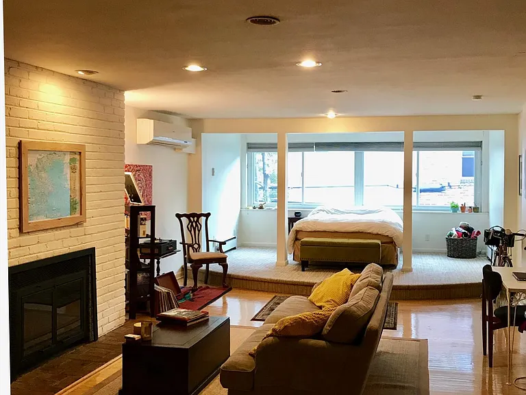 1926 Lombard St #2 — Photo 4