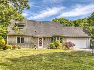 4 Arlene Ct, Centereach, NY 11720