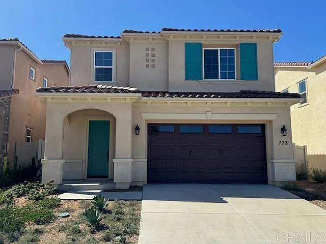 3 bed, 2.5 bath, 1735 sqft, $5,700 — Photo 2