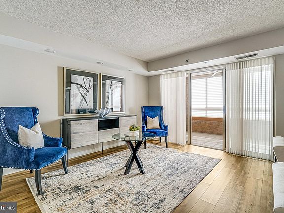 5th image of 2181 Jamieson Ave Unit 1405
