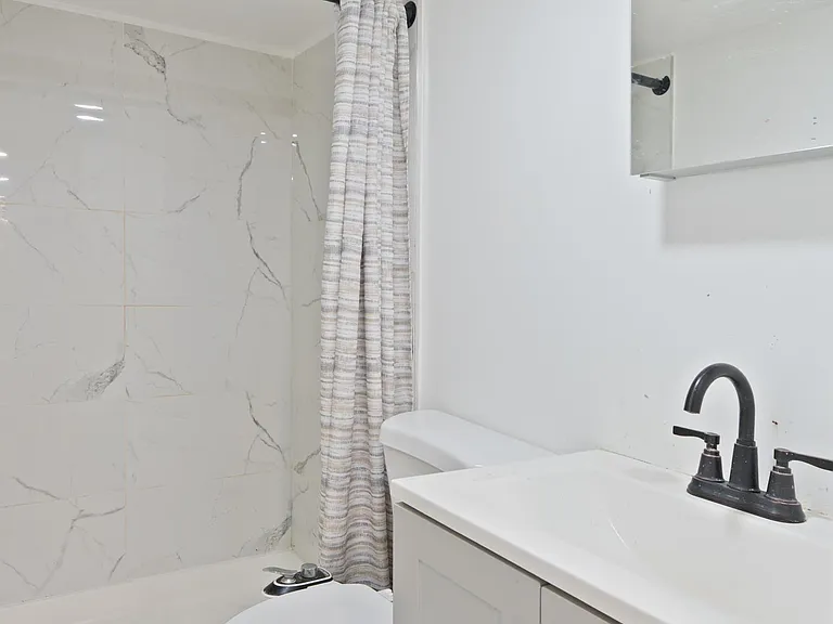 9 W 15th St #1 — Photo 20