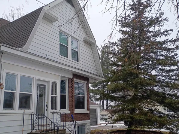 1884 West St, Reese, MI 48757