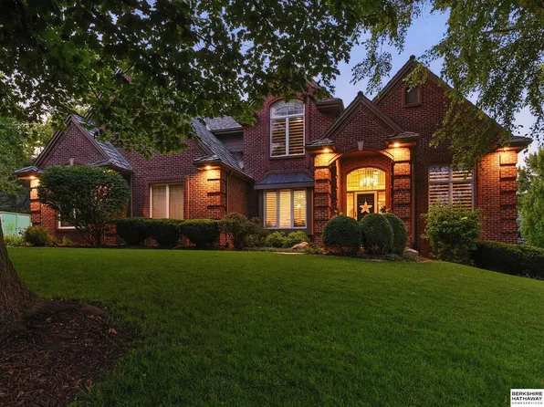 13330 Binney St, Omaha, NE 68164