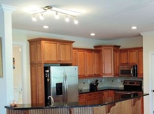 3508 Waterway Dr, Pfafftown, NC 27040