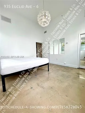 935 Euclid Ave #6 — Photo 11