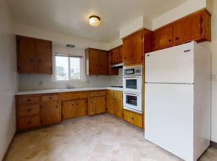 11925 Ramona Ave #B, Hawthorne, CA 90250