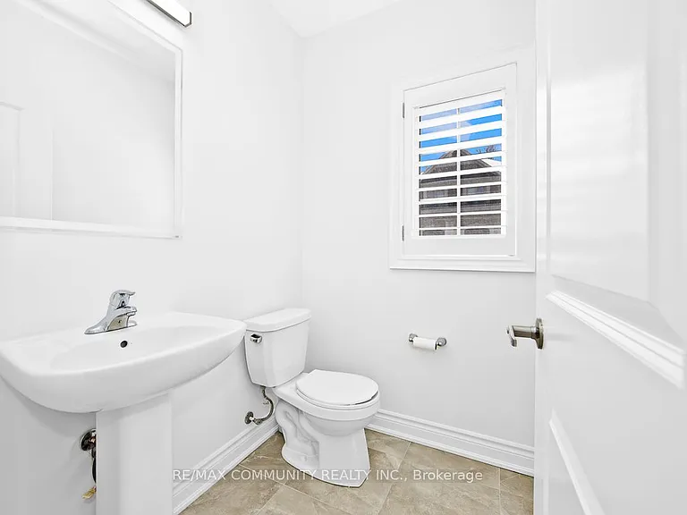 33 Liam Ln — Photo 11