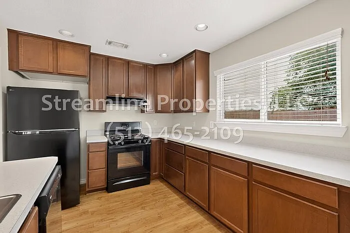 12711 Rampart St — Photo 15