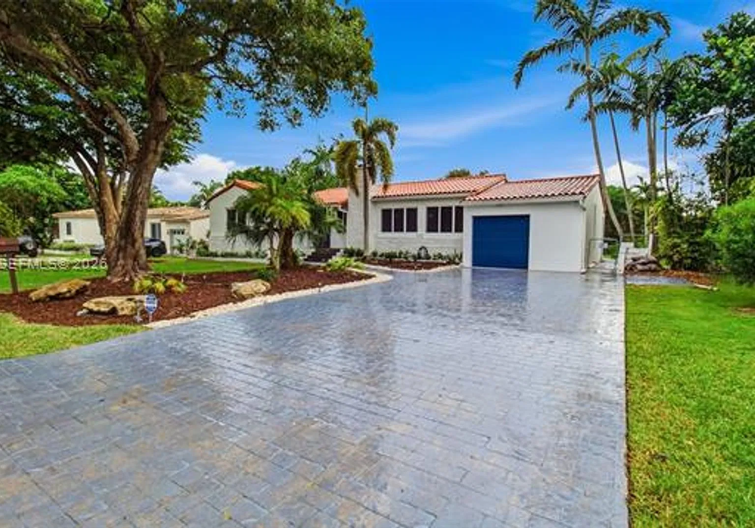 10690 NE 11th Ct # 0, Miami Shores, FL 33138 — Photo 4
