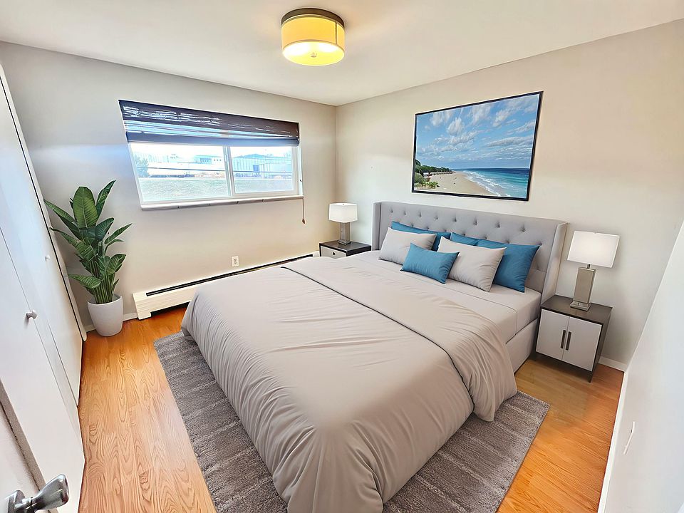 IMG_9450 - Bedroom - Standard - 15