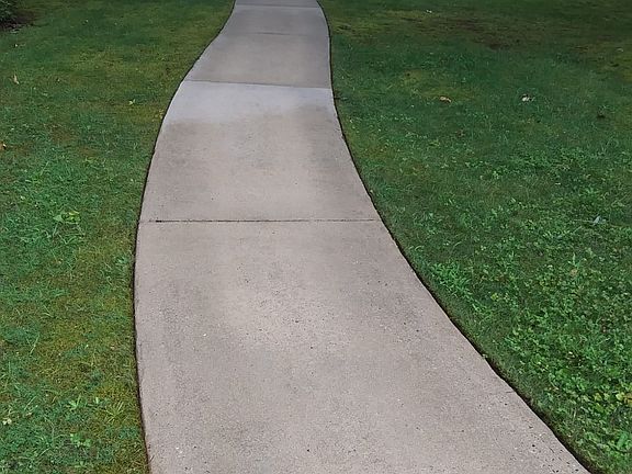 5th image of 415 Long Shoals Dr