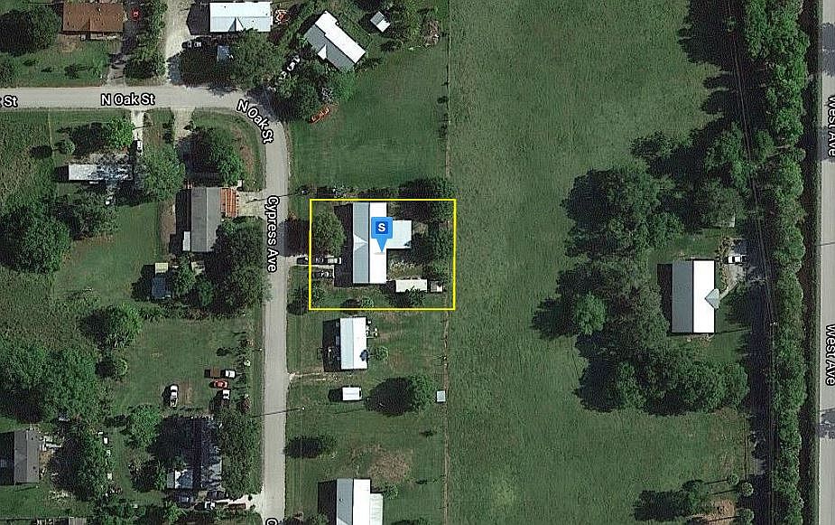 1st image of 1194 Cypress Ave