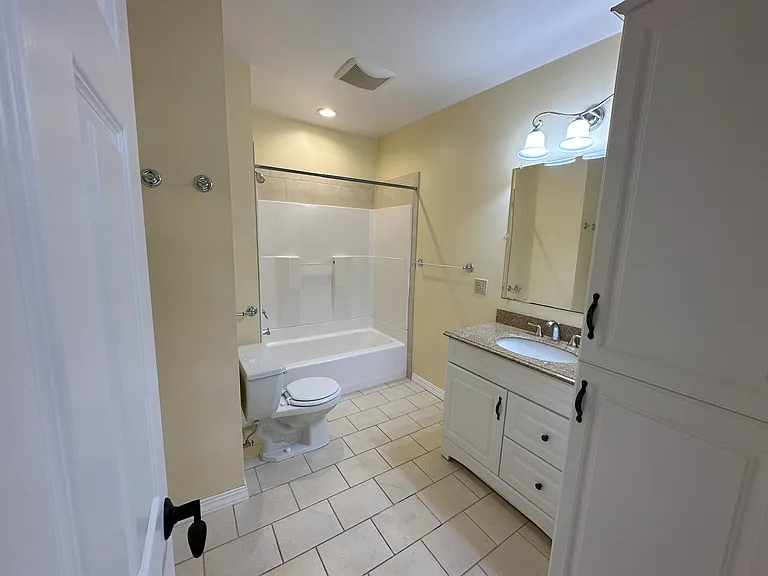 2709 Delaware St SE — Photo 18