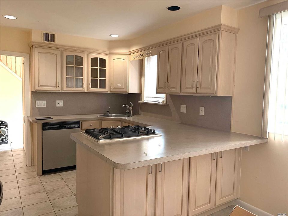 1st image of 59 Hillturn Ln