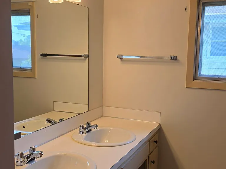 1201 Robertson Dr #1203 — Photo 10