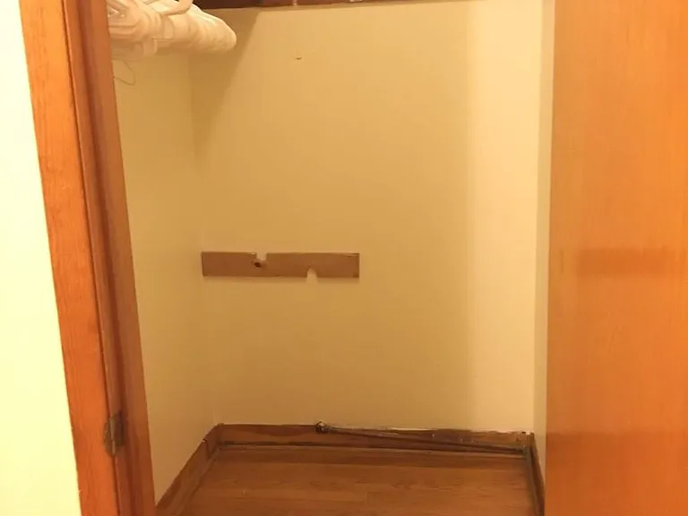 Walk in closet