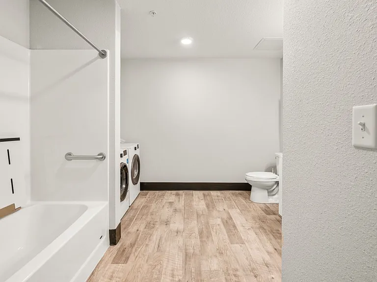 Briar Grove Apartments (Building D) — Photo 62