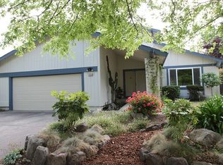 2430 Cactus Ave, Santa Rosa, CA 95405