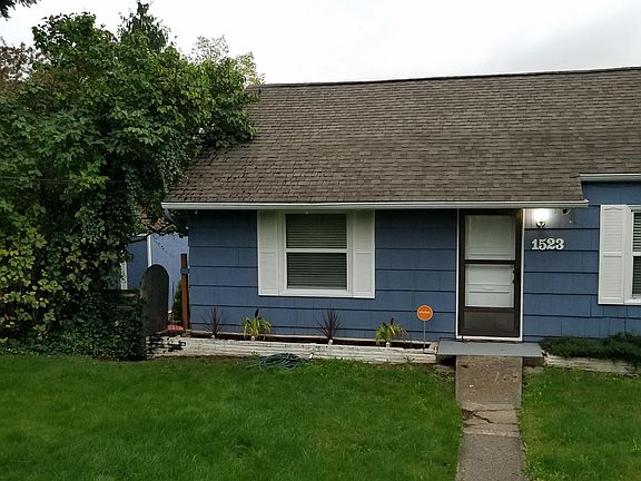3rd image of 1523 1st St