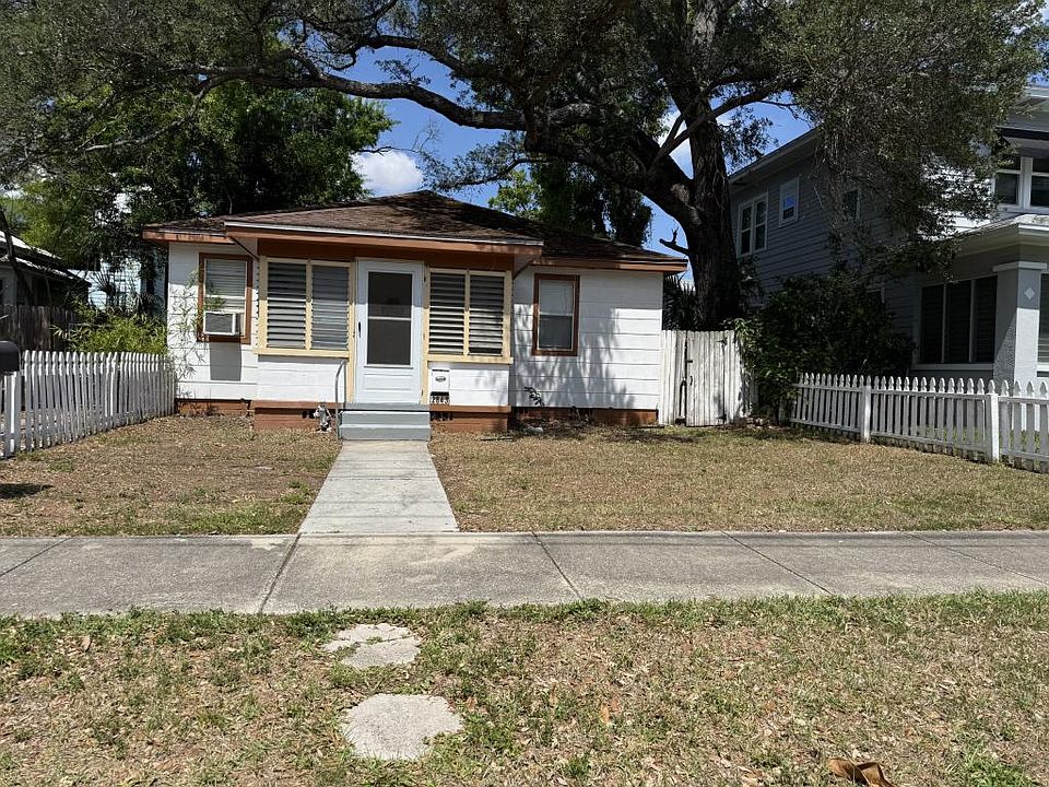 1st image of 2843 2nd Ave S