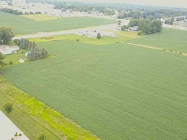 305 9th St SE, Altoona, IA 50009