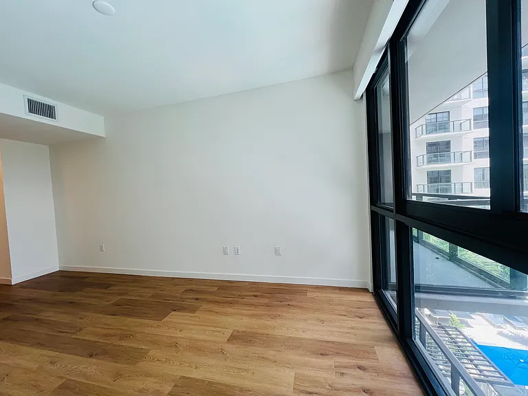1646 NE 124th St #541 — Photo 13