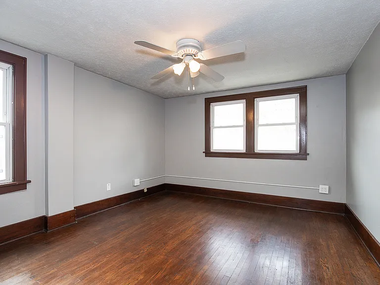 888 Harrison Ave — Photo 17