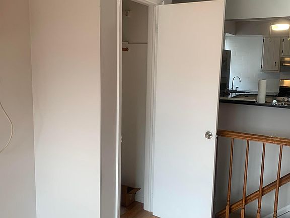 5th image of 615 Main St #2