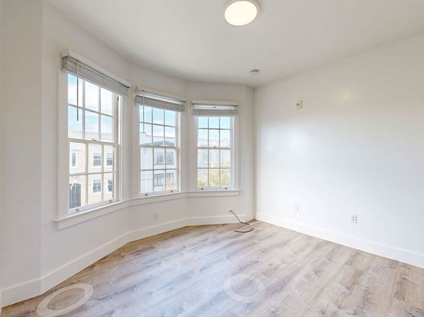 1555 Chestnut St APT 22