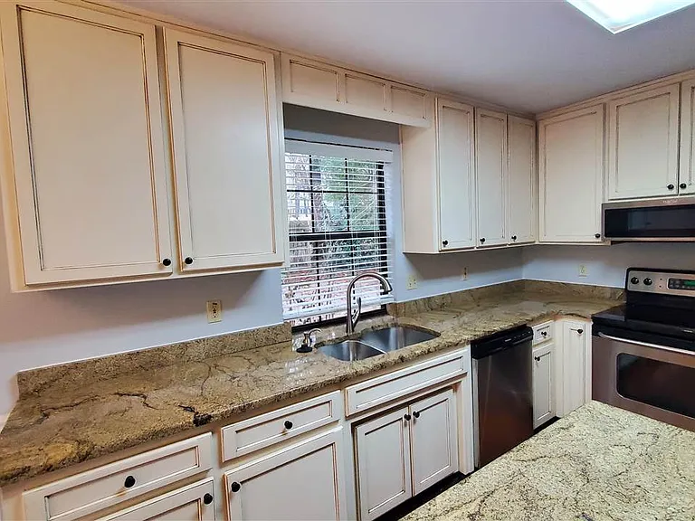 4914 Ballygar Dr — Photo 12