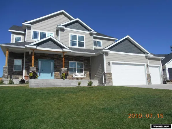 1212 N Lambda Dr, Rawlins, WY 82301