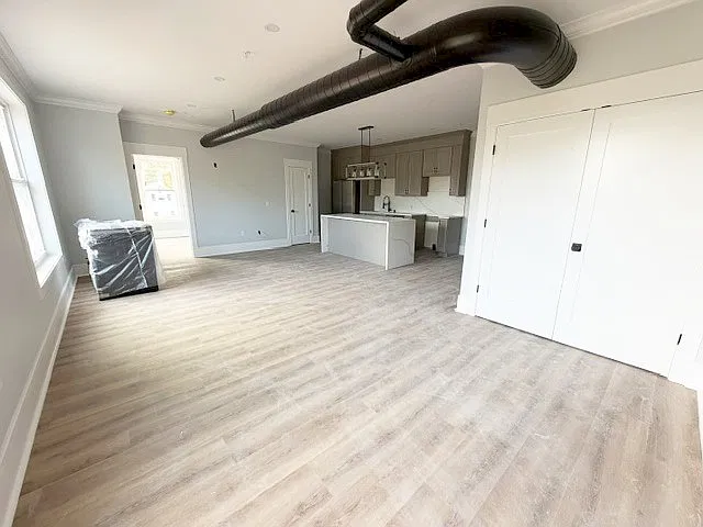 2 bed, 770 sqft, $2,750 — Photo 4