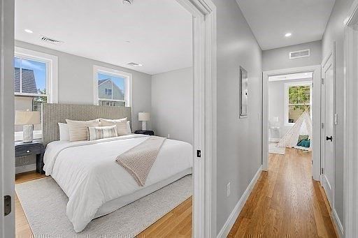 1st image of 174 Walnut St #2