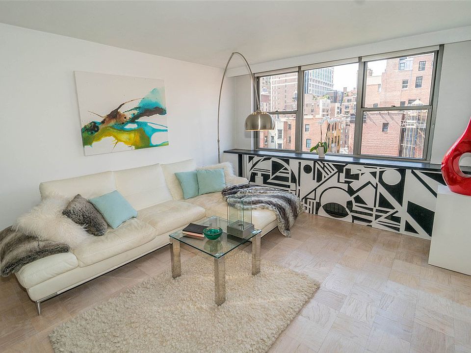 1st image of 32 Gramercy Park S APT 13H