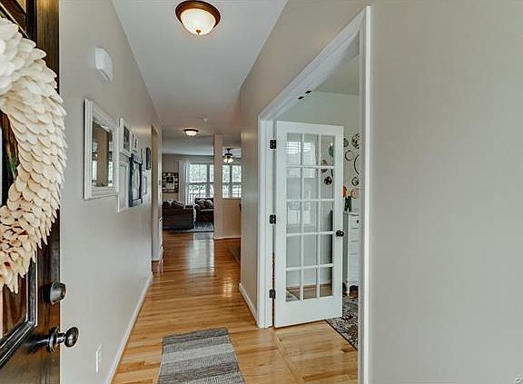 4th image of 9257 Sedgehill Ct