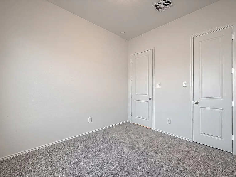 1303 Munson Valley Rd — Photo 25