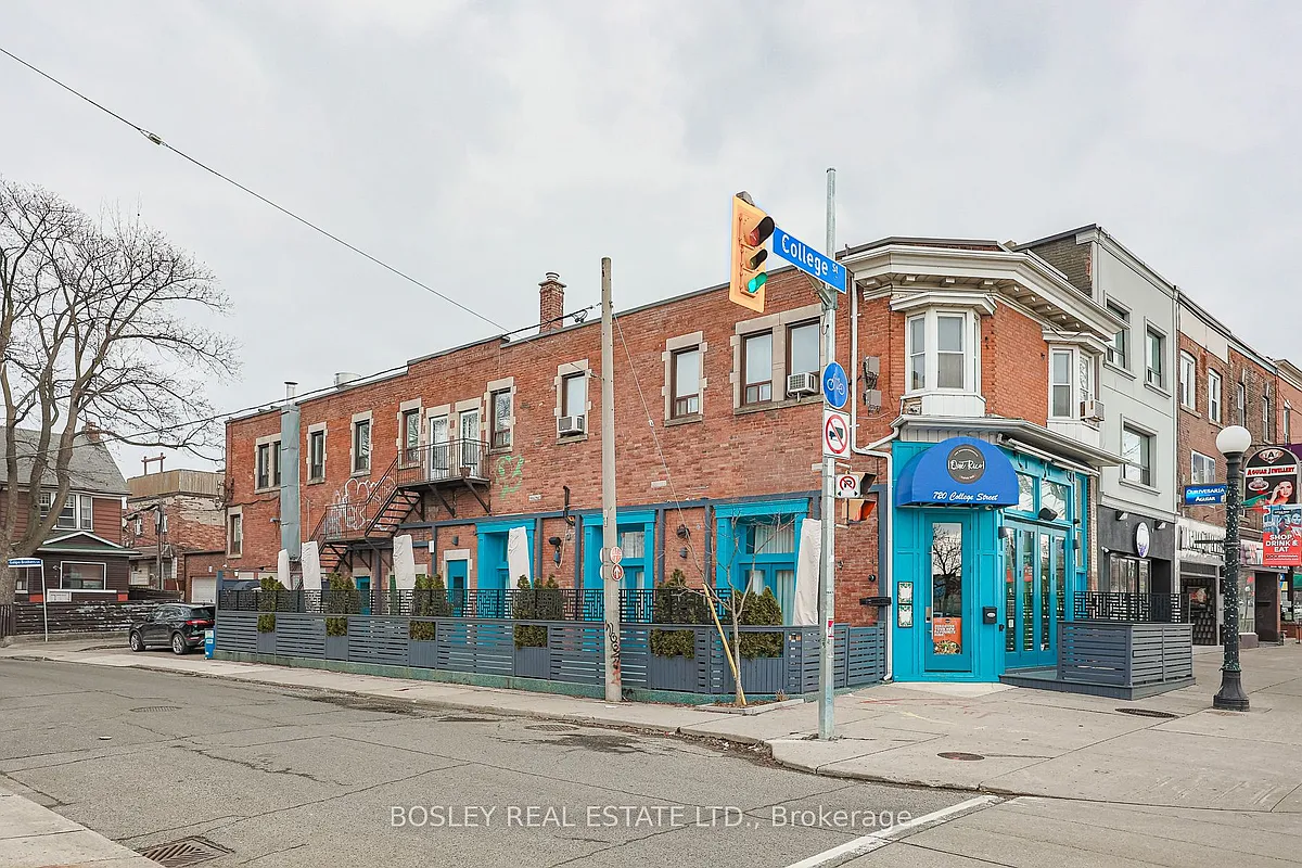 Building Photo - 413 Crawford St