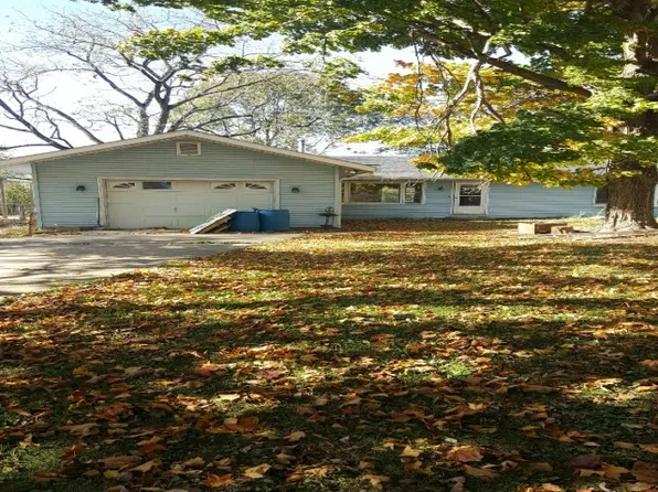 660 N State Route 29, Flora, IN 46929