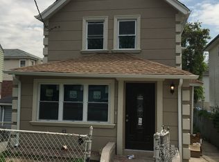 14545 223rd St, Springfield Gardens, NY 11413