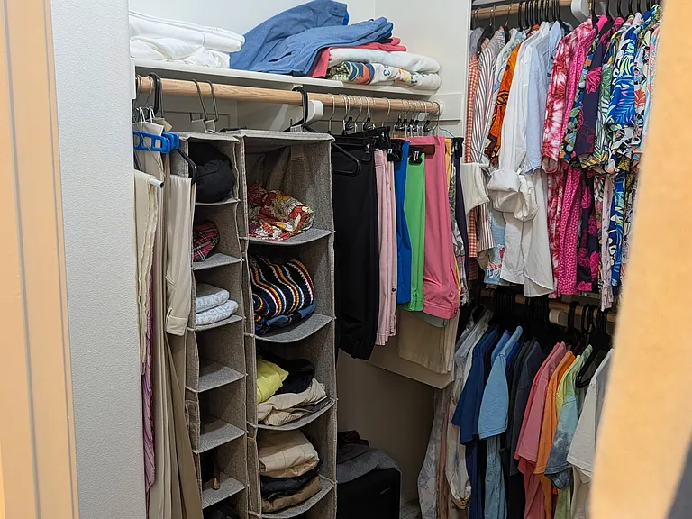 walkin closet
