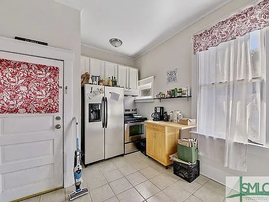 3 bed, 1200 sqft, $1,600 — Photo 4