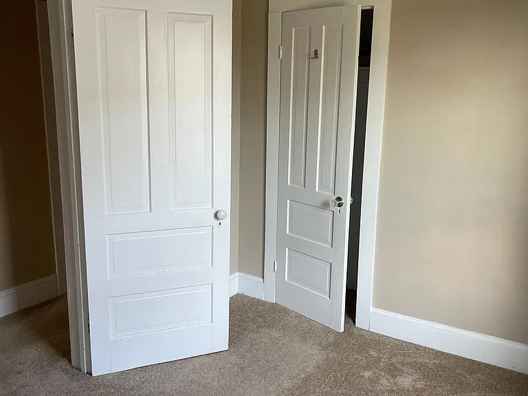 230 Braeside Ave #2 — Photo 7