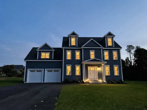 7 Lamire Way, Uxbridge, MA 01569