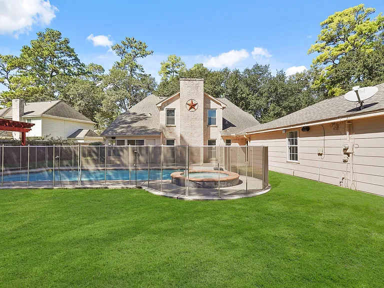 12903 Wincrest Ct — Photo 47