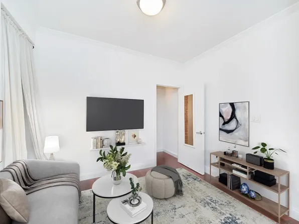 211 Avenue A image 1 of 7