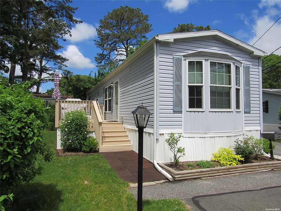 1st image of 525-D6 Riverleigh Avenue #D6